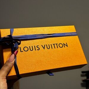 Louis Vuitton wallet box